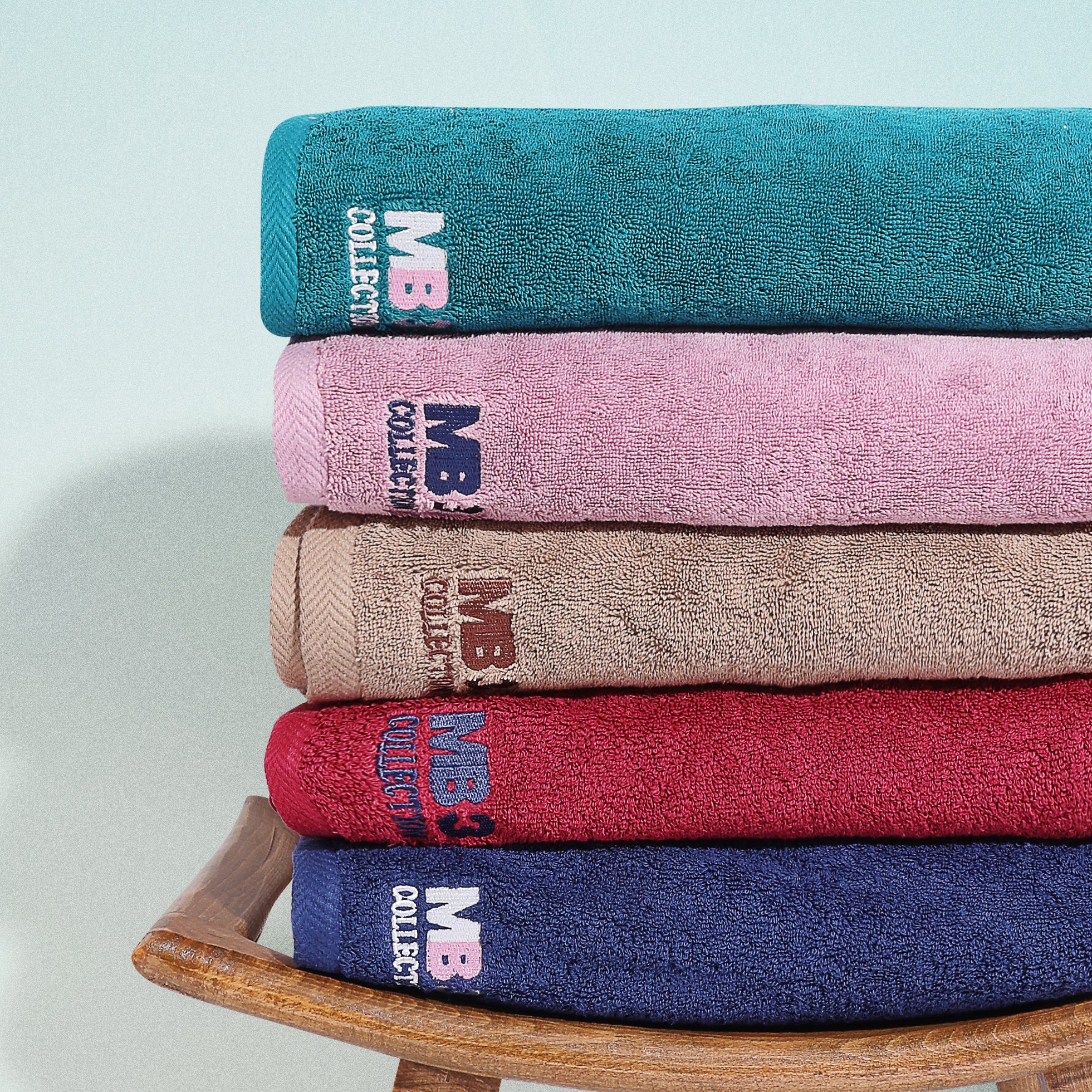 فوطة بحجم وسط مقاس ( 50*100 )  لون كافيه