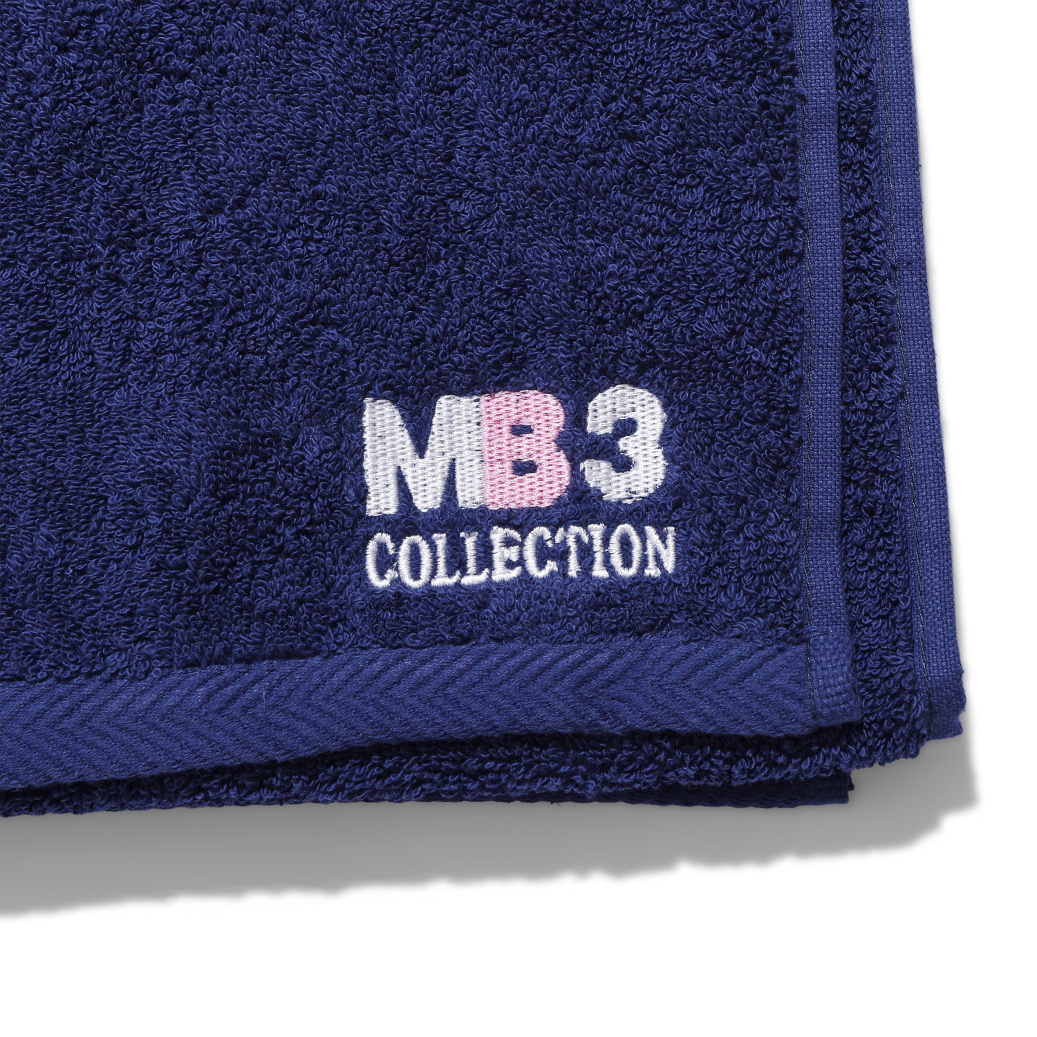 فوطة بحجم وسط مقاس ( 50*100 )  لون كحلي