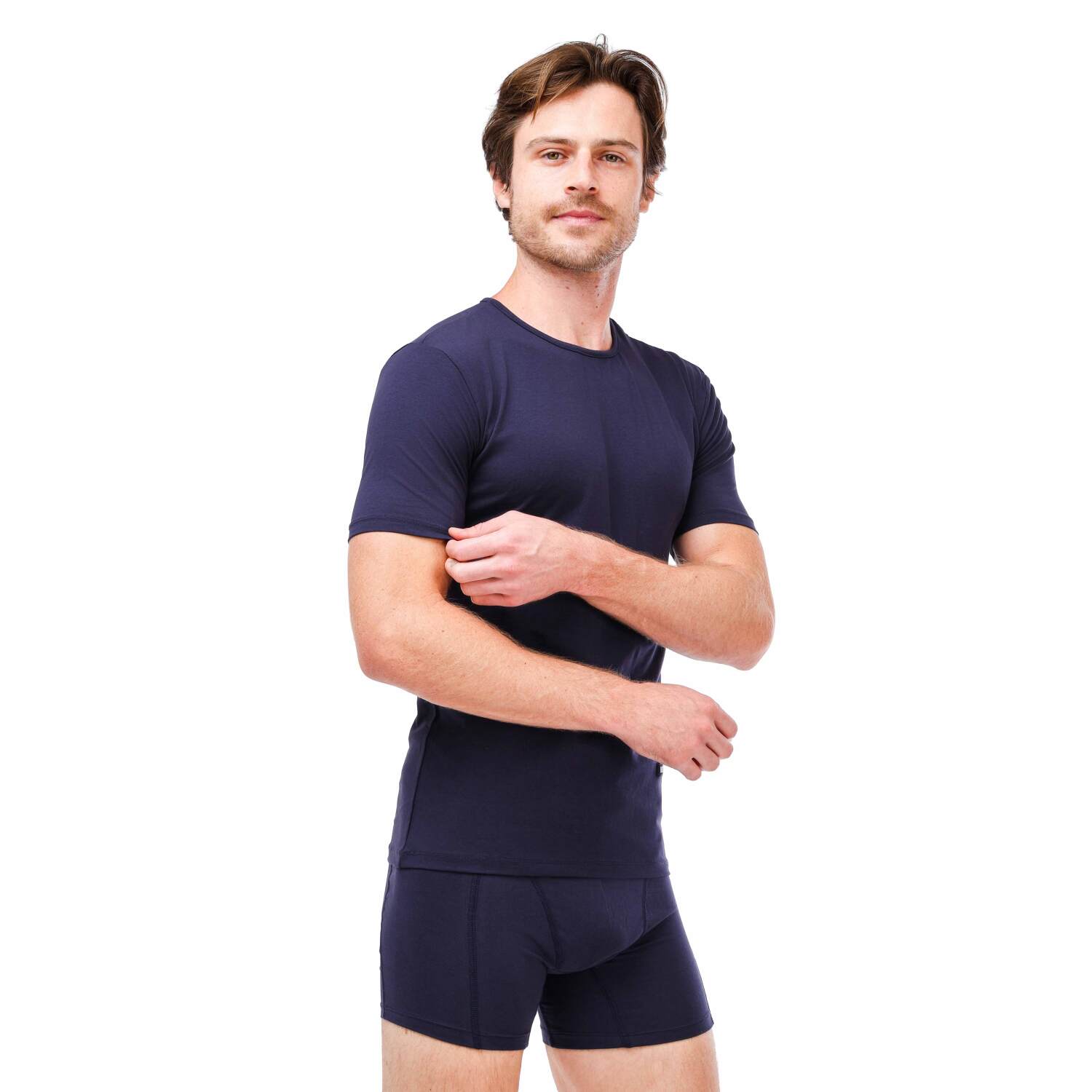 نص كم ليكرا كحلي رقبة راوند