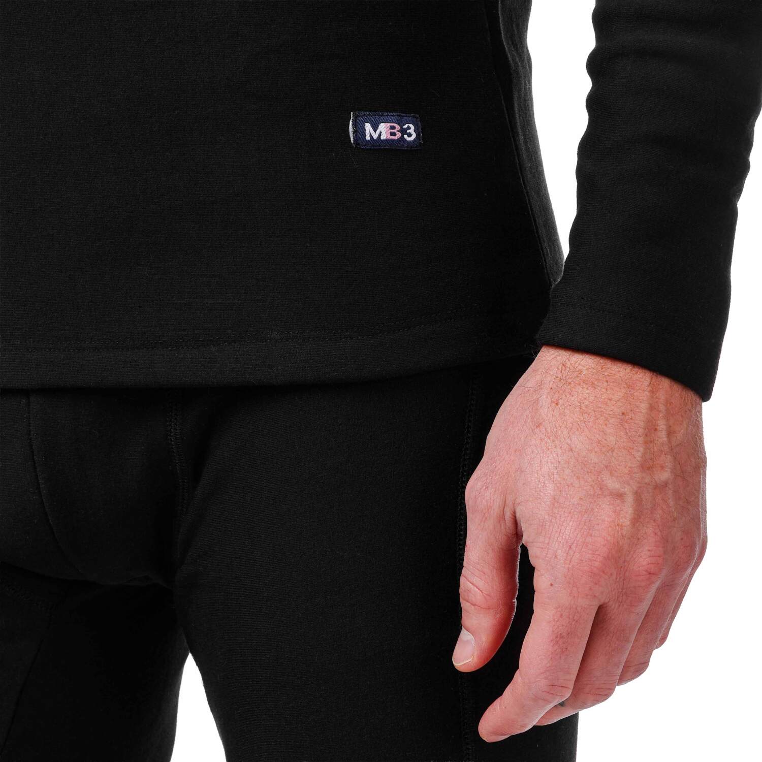 طقم دفاية رجالي - أسود ميلتون