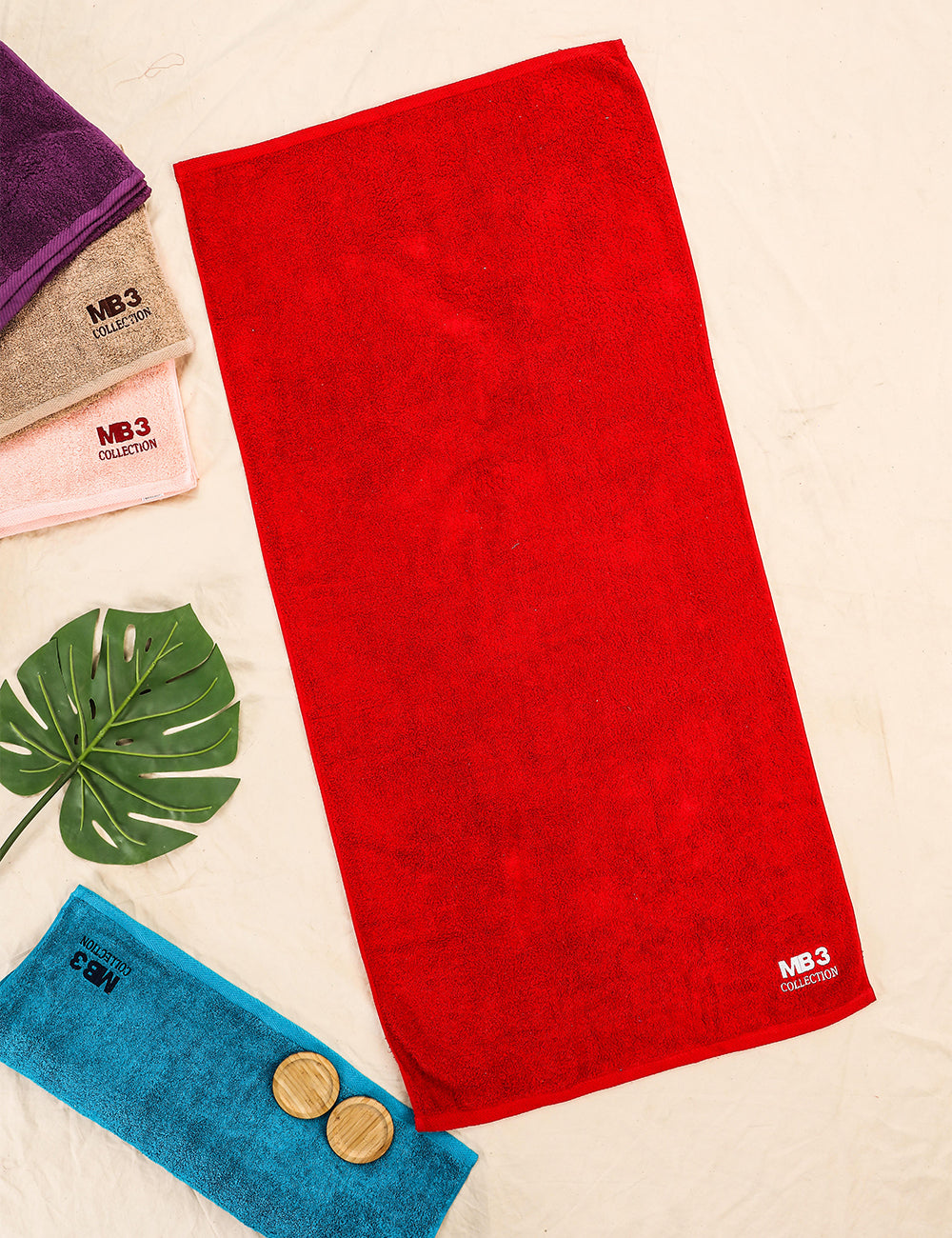 فوطة بحجم وسط مقاس ( 50*100 )  لون أحمر