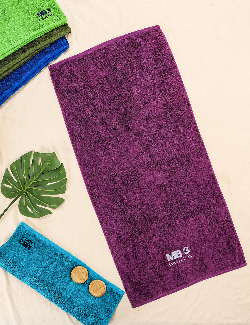 فوطة بحجم وسط مقاس ( 50*100 )  لون موف